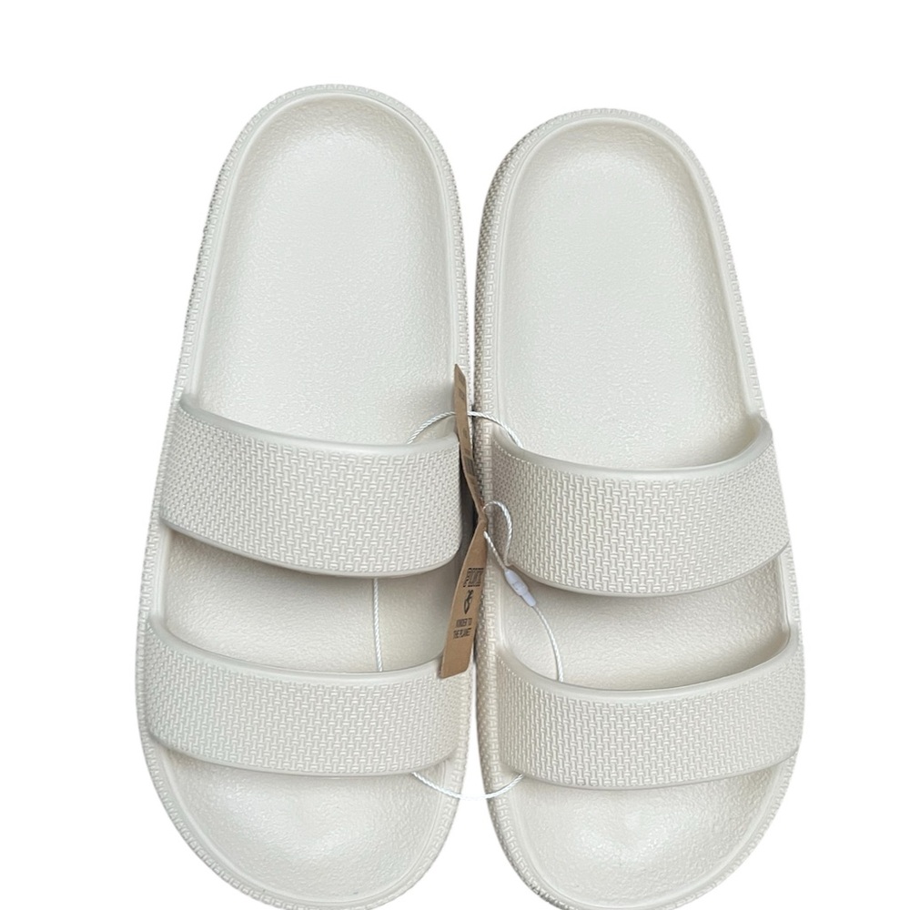 Victoria’s Secret Pink Slides Size Medium | New With Tags